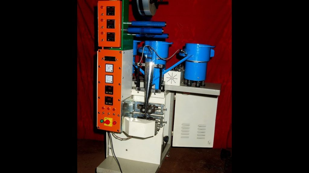 “Efficient and Safe Pouch Packaging Machine for Automatic Hooks and Safety Pins”