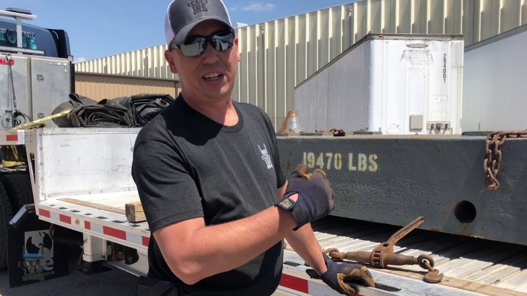 Mastering the Art of Chaining a Load: Essential Truck Driver Skills
