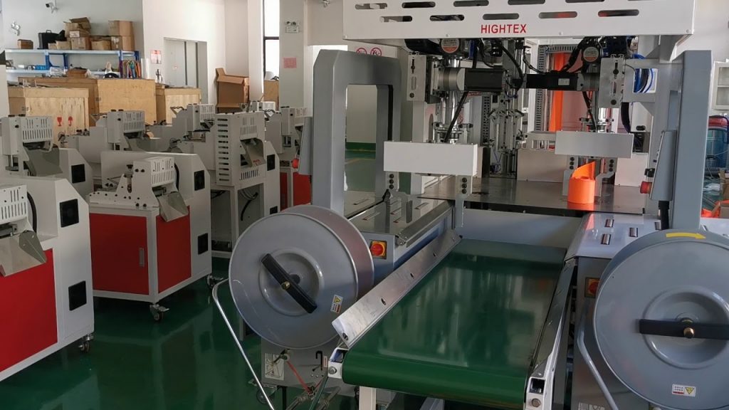 Title: Hot Cutting, Winding, and Strapping with Automation Title: Hot Cutting, Winding, and Strapping with Automation