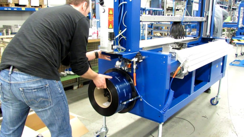 “Effortlessly Secure Your Goods with a Strapping Coil Machine by Mosca” “Effortlessly Secure Your Goods with a Strapping Coil Machine by Mosca”