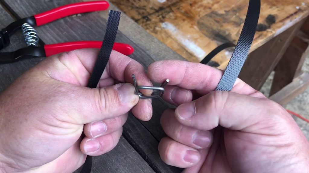 Instructions for Utilizing the Uline S-107 Strapping Kit Instructions for Utilizing the Uline S-107 Strapping Kit