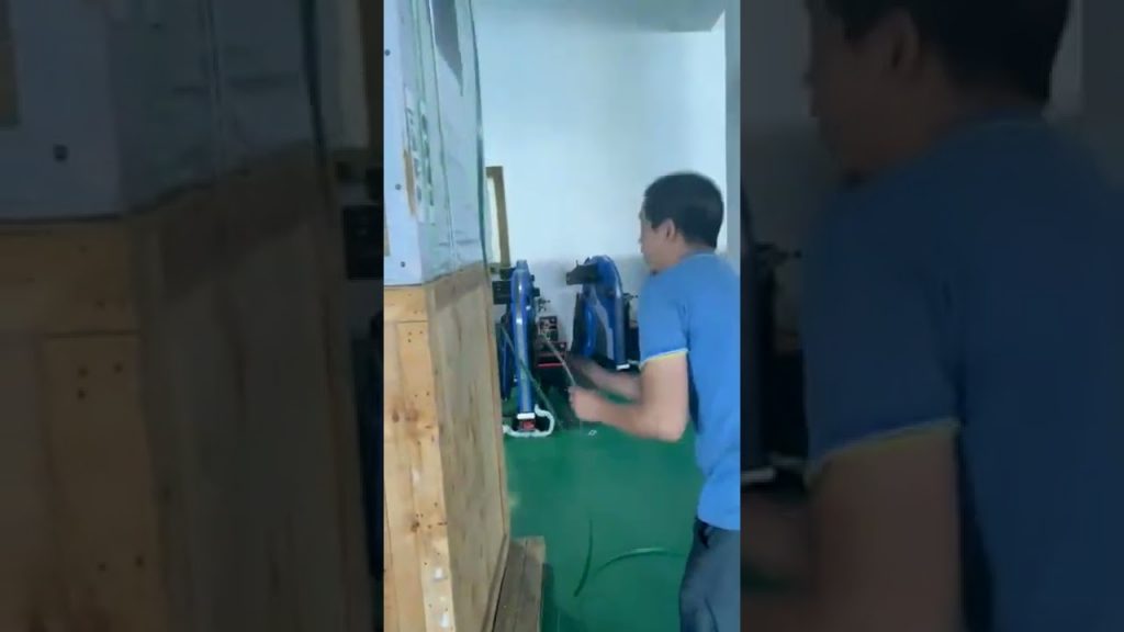 Battery strapping tool for efficient pallet threading