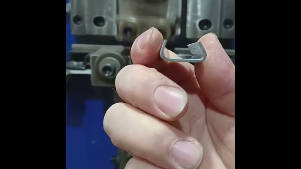 Shipping of a machine that manufactures heavy-duty PET strappseals. Shipping of a machine that manufactures heavy-duty PET strappseals.