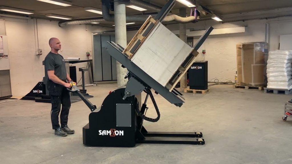 “Revolutionary Paper Stack Transformation Device: The Futuristic Mobile Pallet-Inverter MPT1500-10” “Revolutionary Paper Stack Transformation Device: The Futuristic Mobile Pallet-Inverter MPT1500-10”